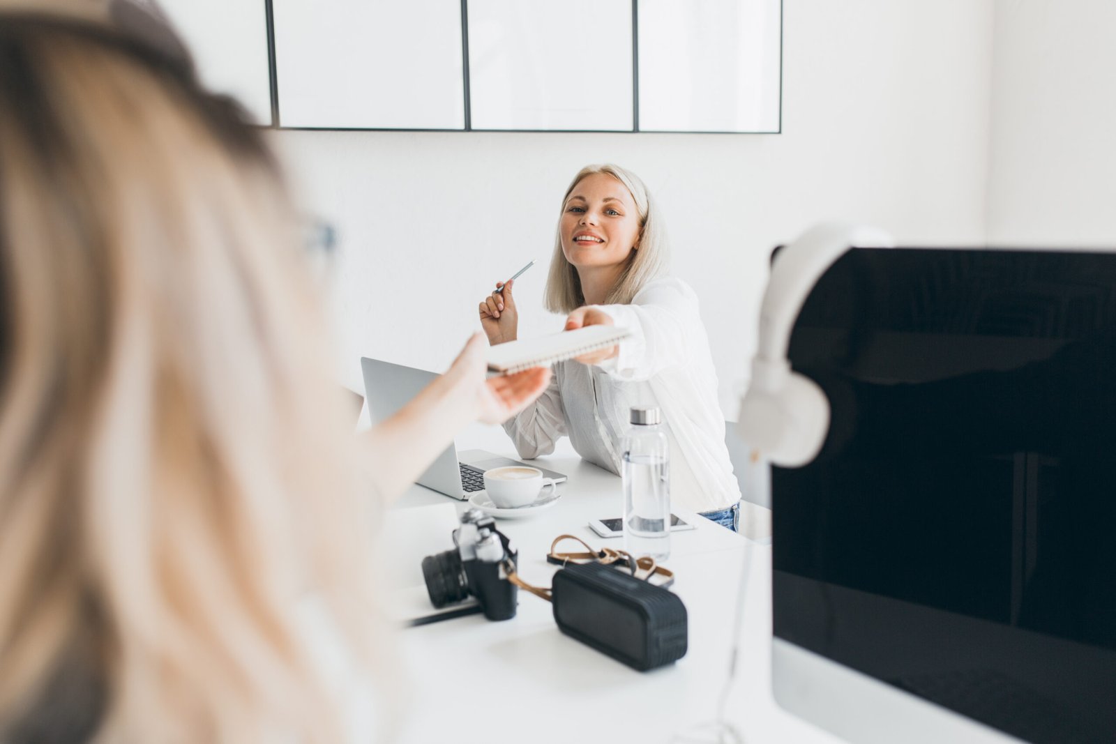 Social Proof for Clinics: Build Trust & Attract More Patients